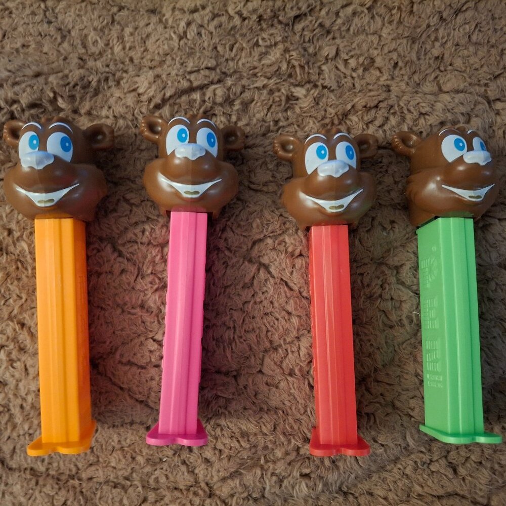 4x VERY RARE Misfit PEZ Brown Bear With Feet Brown Head - Retired 1990's